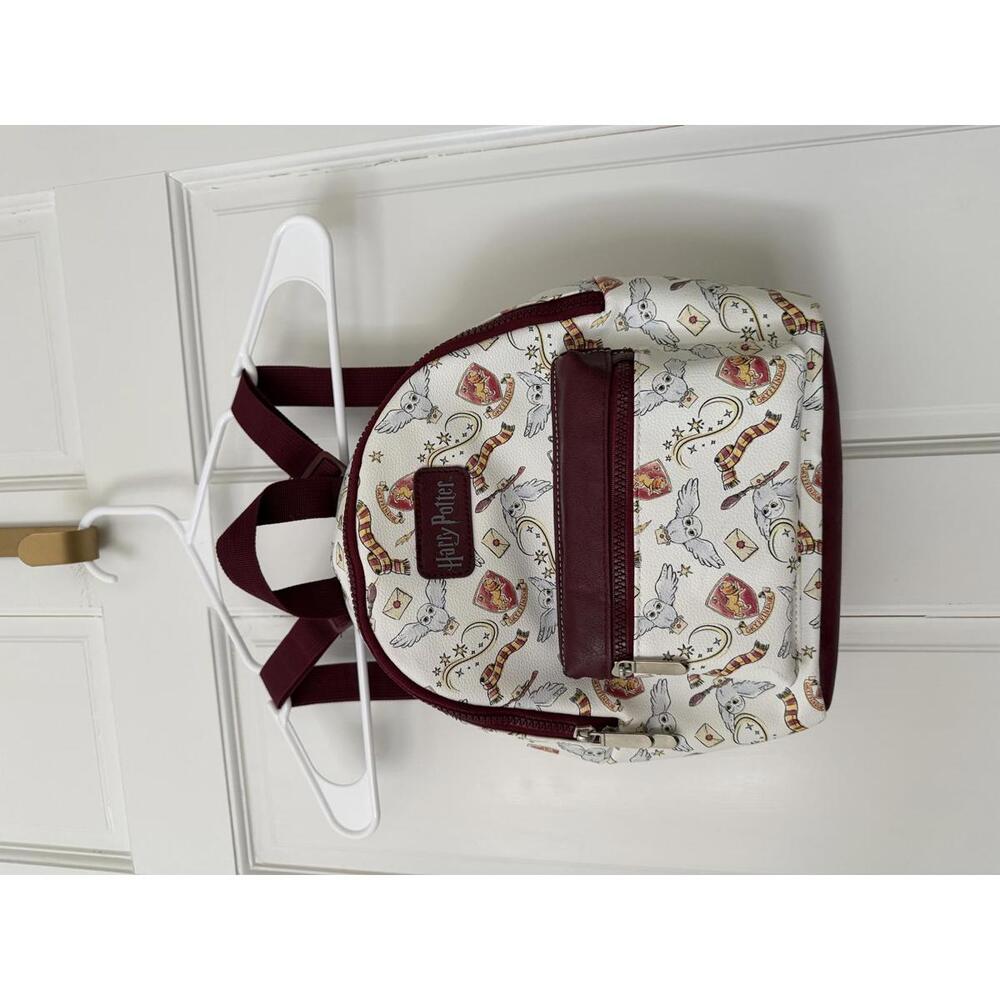 Harry Potter Mini Backpack Bioworld Gryffindor Hedwig Owl Wizarding World Bag